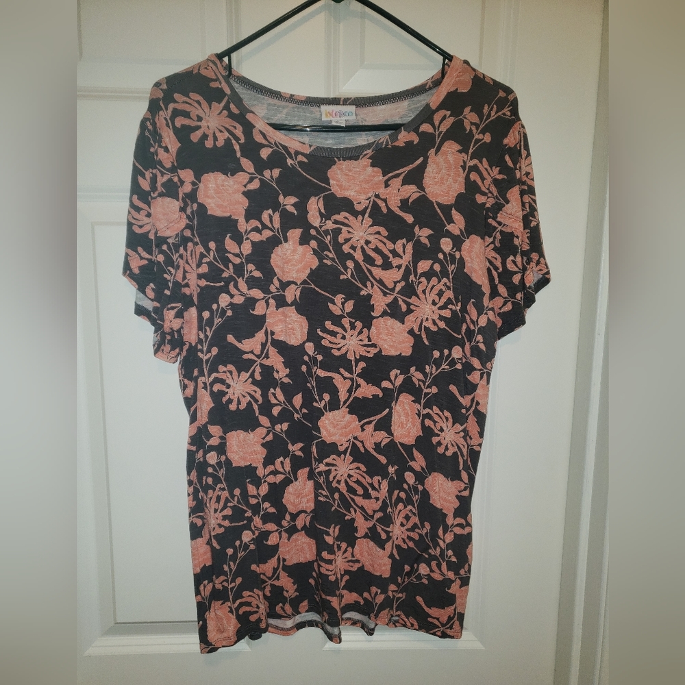 Lularoe "Olive" Shirt size large with Petal Sleeves (gray with pink flowers)